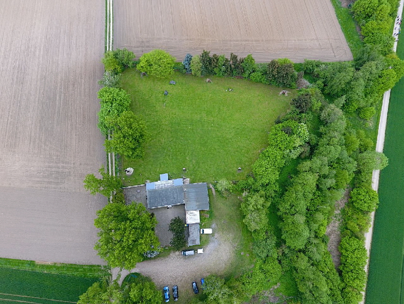 c25b4e31-db06-46e1-b9ed-9c006ea5ca3c